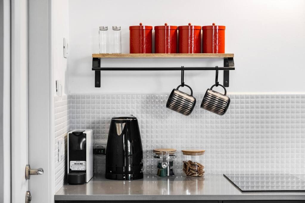 Appartamento The Container House Ra'anana Esterno foto