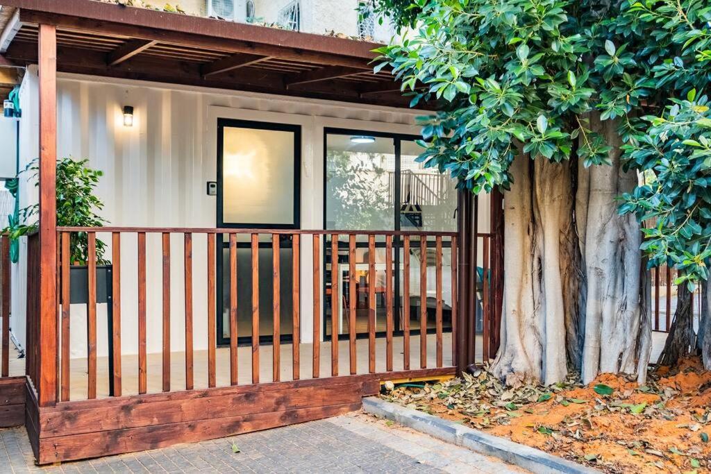 Appartamento The Container House Ra'anana Esterno foto